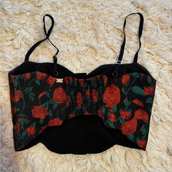 Size small for love and lemons rose corset top - Picture 2 of 4